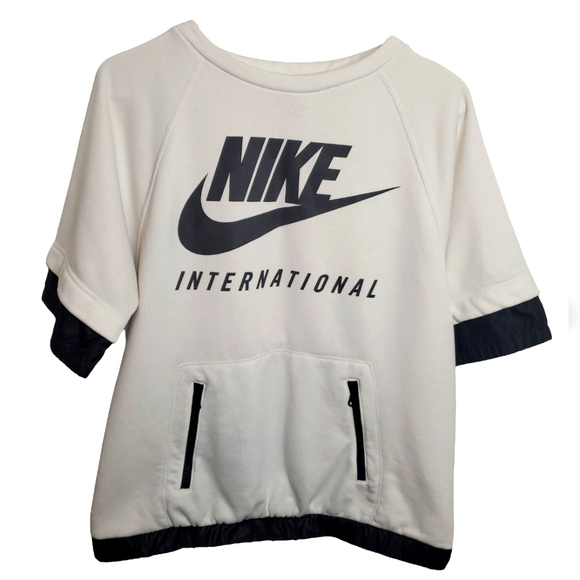Nike Red Tag Tops - Nike International Short Sleeve Sz M